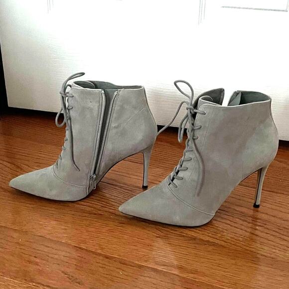 Something Navy Grey Soft Suede Stiletto Lace-up Pointy Toe Booties Size 9 $200 - Picture 9 of 12